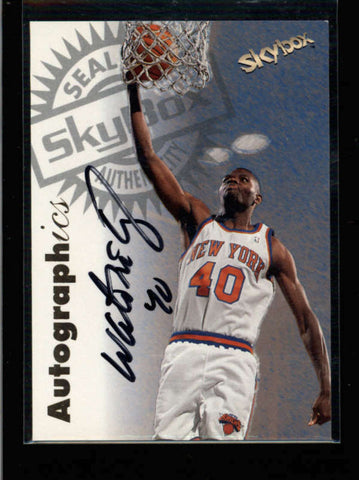 WALTER MCCARTY 1997/98 SKYBOX AUTOGRAPHICS ON CARD AUTOGRAPH AUTO AC1629